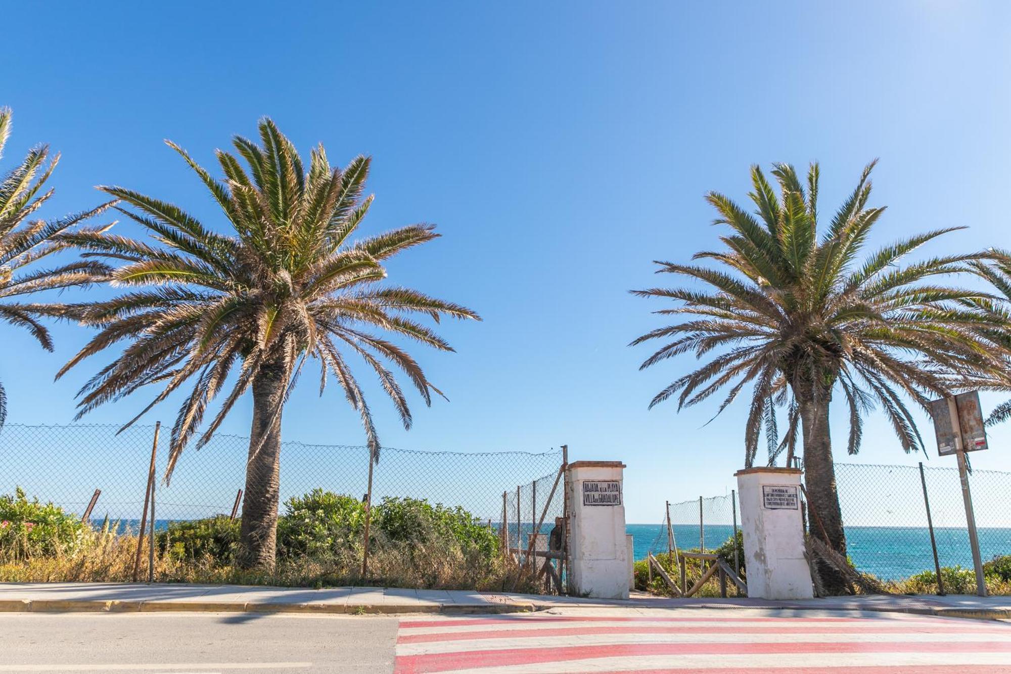 Adosado Nuevo Con Piscina, Playa, Garaje Y Jardin ロス・カーニョス・デ・メカ エクステリア 写真